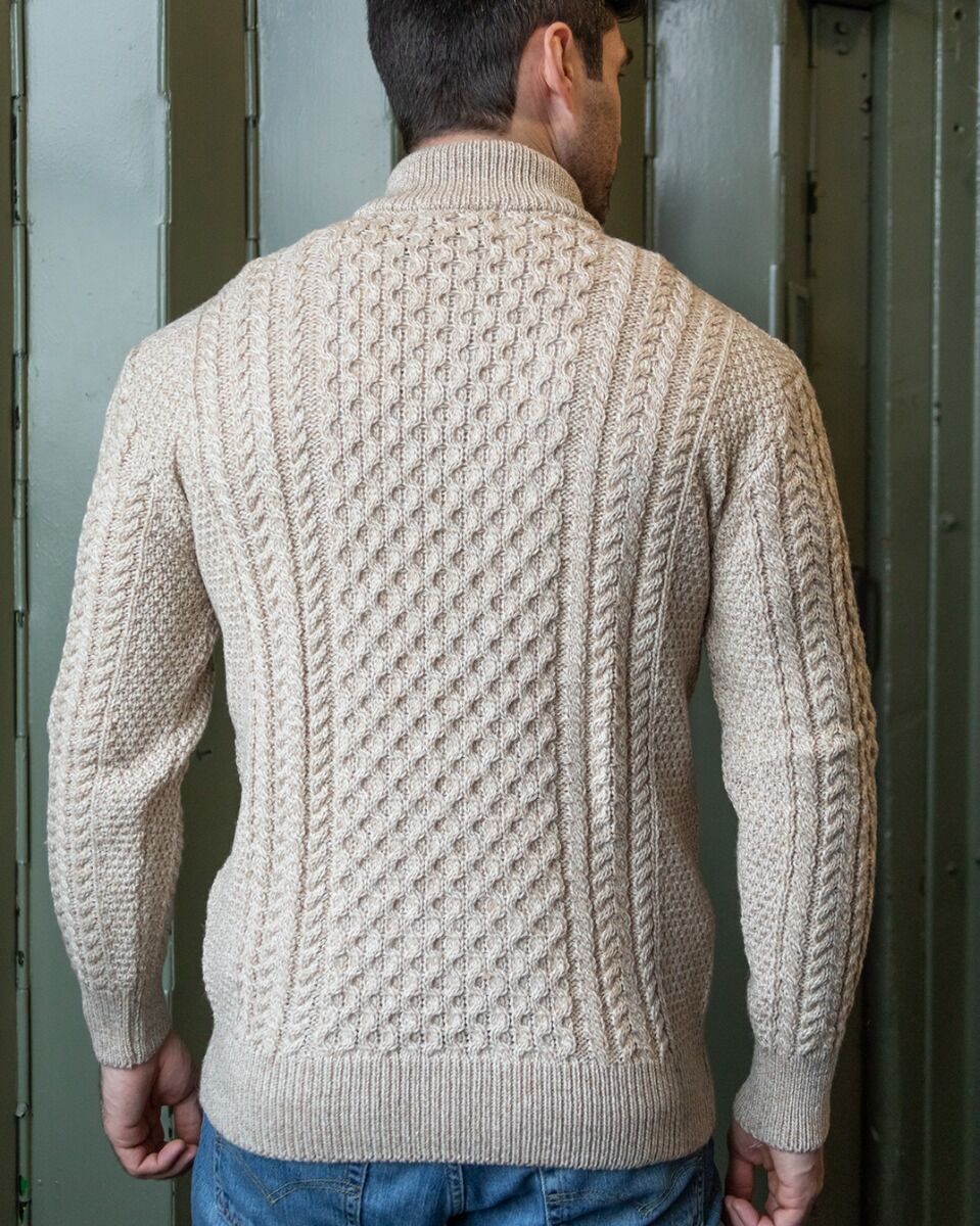 Herren Pullover mit Halbreißverschluss | Klassisches Strickdesign für den Alltag